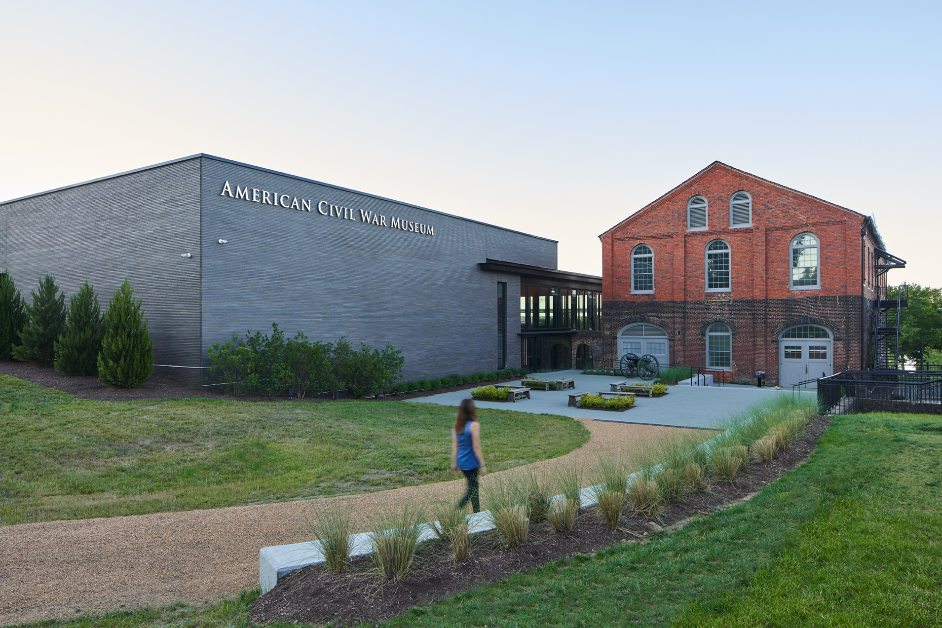 A woman walks toward the American Civil War Museum