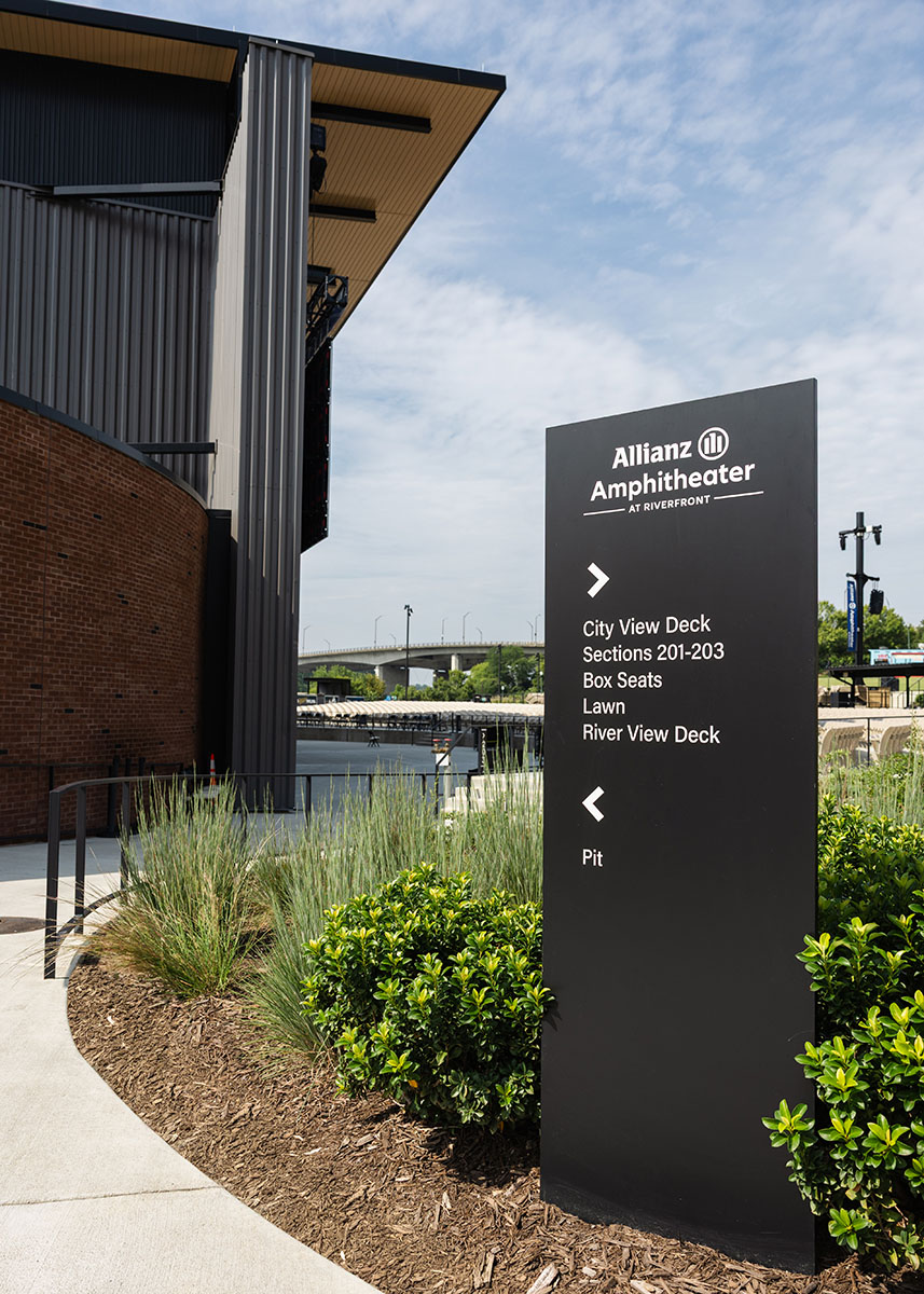 Wayfinding sign at Allianz Amphitheater