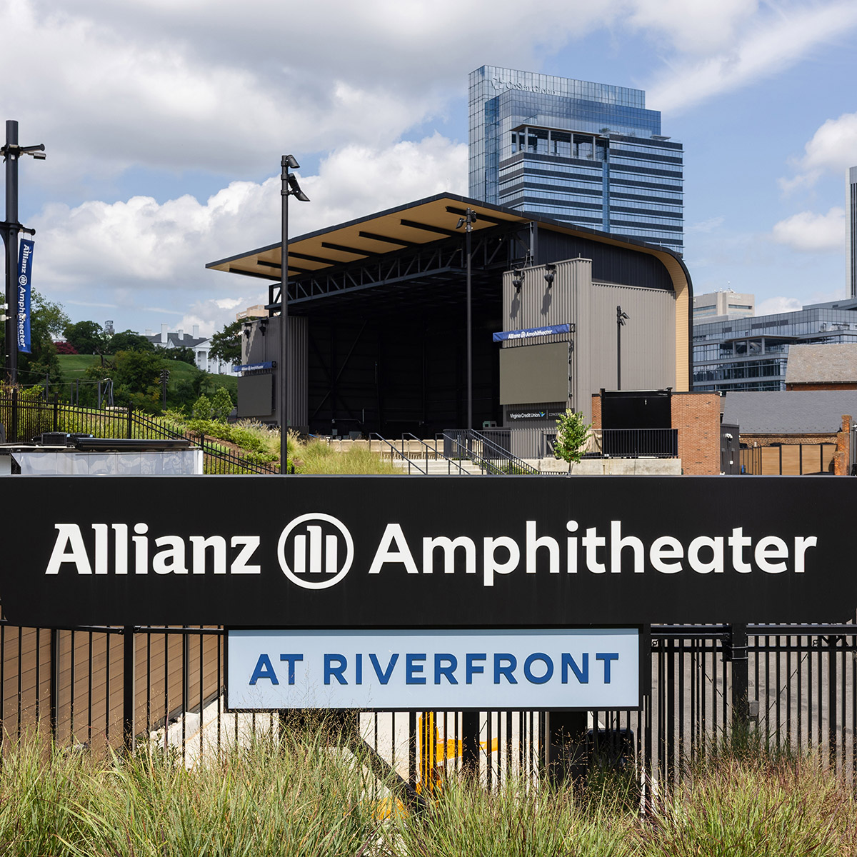 Allianz Amphitheater main sign